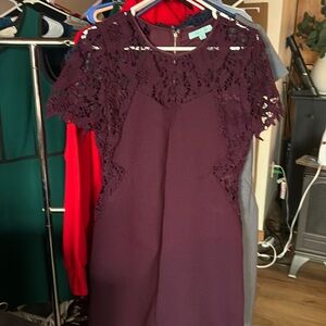 Flirty bodycon maroon dress size L.